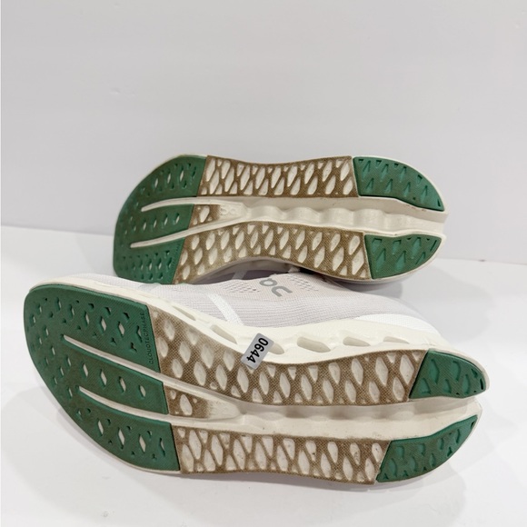 On Running Cloudsurfer Women’s Shoes - Picture 7 of 9